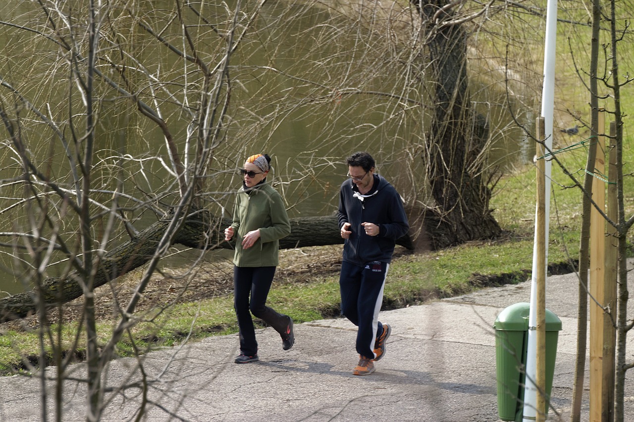 couple, nature, young people-4871144.jpg